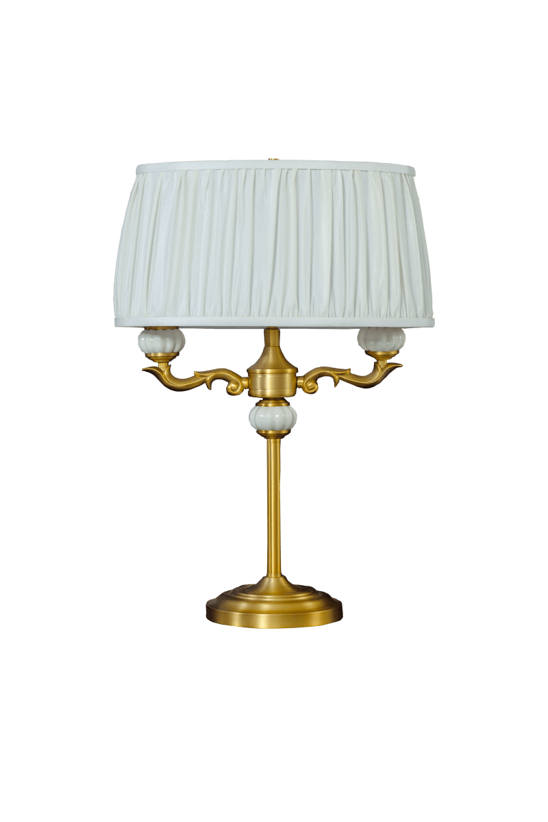 Toulouse 55cm Kulta pöytävalaisin valmistajalta Aneta Lighting - Toulouse-p&ouml;yt&auml;valaisimessa on klassinen ja elegantti ilme koristeellisilla yksityiskohdilla ja kauniilla kultaisella viimeistelyll&auml;.