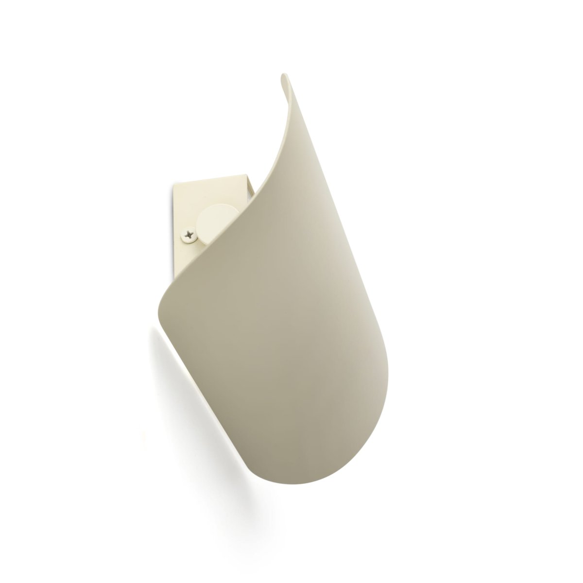 Novo 25cm Beige seinävalaisin valmistajalta Faro Barcelona - Novo on moderni mattabeige-sein&auml;valaisin, joka yhdist&auml;&auml; tyylin ja toimivuuden.