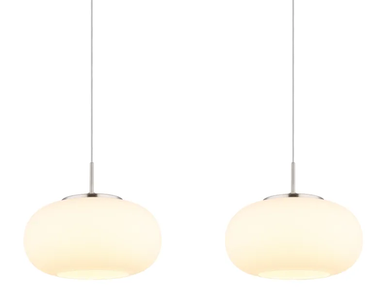 Quintara 110cm Nikkeli kattovalaisin valmistajalta Globo Lighting - Quintara&nbsp;&auml;r en stilren och modern takpendel med en rak metallram och fyra runda, sf&auml;riska glaskupor.