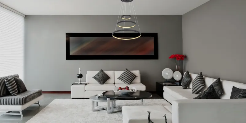 Ralph Ø50 Musta kattovalaisin valmistajalta Globo Lighting - Designad med tre ringar och en h&ouml;jd p&aring; 120 cm, ger den ett unikt och stilrent uttryck.