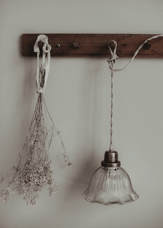 Greta Ø18 Läpinäkyvä ikkunavalaisin valmistajalta Strömshaga - Valaisimella ei ole yhteyttä, ei seinään eikä kattoon, vaan voit valita mihin haluat liittää.