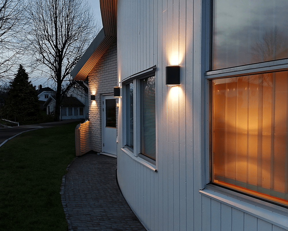 Trius II Musta ulkovalo valmistajalta Westal - 