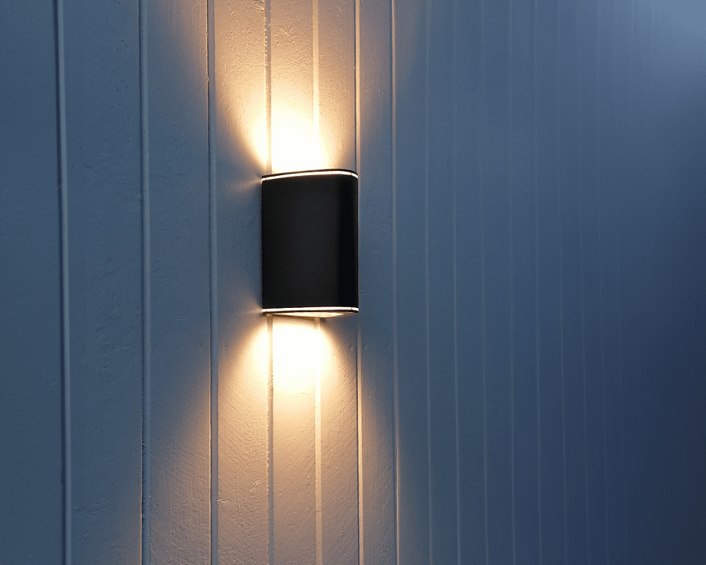 Trius II Musta ulkovalo valmistajalta Westal - 