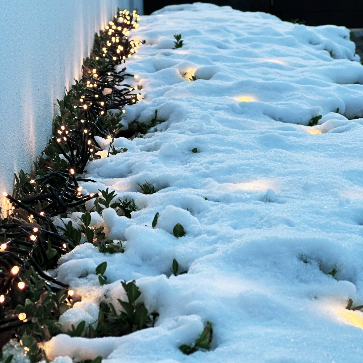 Bliss Musta valmistajalta Lightson - Valaisimissa on lämmin valo ja skandinaavinen muotoilu, jotka on mukautettu pohjoisen ilmastoomme.