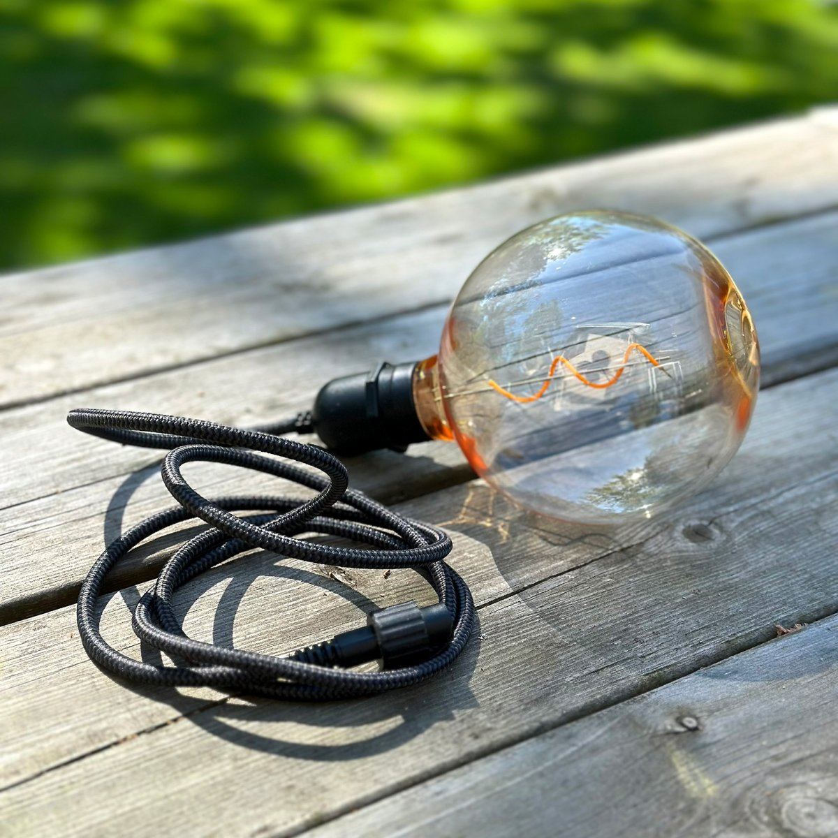 Deco bulb XL Vintage valmistajalta Lightson - Valaisimissa on lämmin valo ja skandinaavinen muotoilu, jotka on mukautettu pohjoisen ilmastoomme.