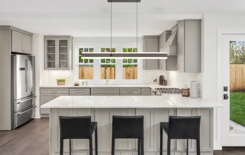 Gebaldo 96cm Titaani kattovalaisin valmistajalta Globo Lighting - Med sin unika kombination av modern design och h&ouml;gkvalitativa material blir denna takpendel en riktig blickf&aring;ngare och en elegant detalj i varje rum.