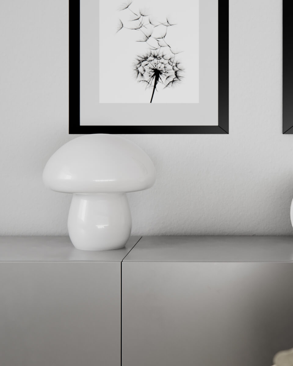 Mira Mushroom 30cm Valkoinen pöytävalaisin valmistajalta By Rydéns - Tutustu Mira Mushroomin kauneuteen ja anna sen ainutlaatuisen vieh&auml;tyksen kultata huoneesi jokaisella valon ja varjon muutoksella.