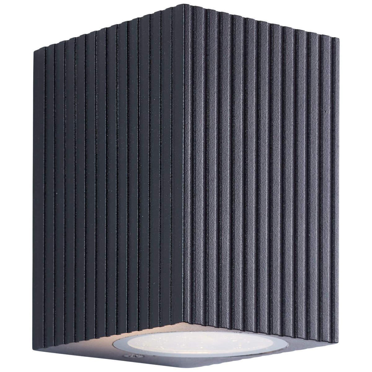 Jelani Musta ulkovalo valmistajalta Brilliant - Valaisin on suunniteltu levittämään kohdennettua valoa alaspäin, mikä luo kauniin valaistusefektin seinälle ja lisää sekä turvallisuutta että tunnelmaa ulkotiloissa.