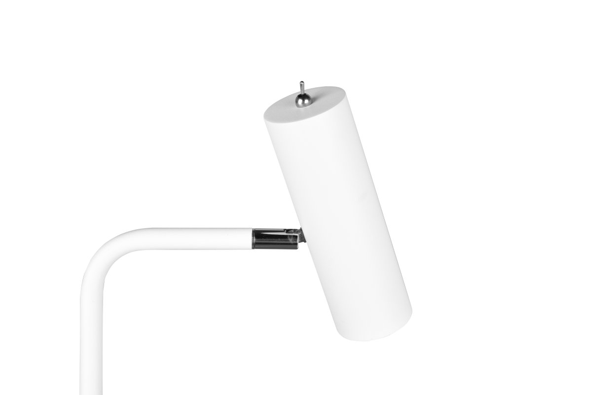 Marley Valkoinen lattiavalaisin valmistajalta Trio Lighting - Minimalistinen lattiavalaisin MARLEY puhtaine linjoineen ja ajattoman muotoilunsa kanssa keskittää valon ja luo tunnelmallisia aksentteja.