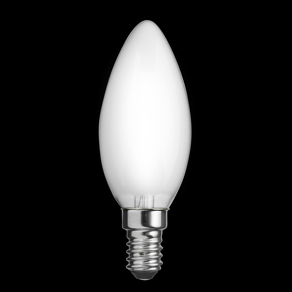 LED E14 Kruunukynttilälamppu matta 0,8W 2700K Valkoinen valmistajalta Unison - Tyylik&auml;s kruunukynttil&auml;n muoto ja mattapinta tekev&auml;t siit&auml; ihanteellisen kattokruunuihin ja muihin koriste-esineisiin, joissa tarvitaan tunnelmallista ja energiatehokasta valaistusta.