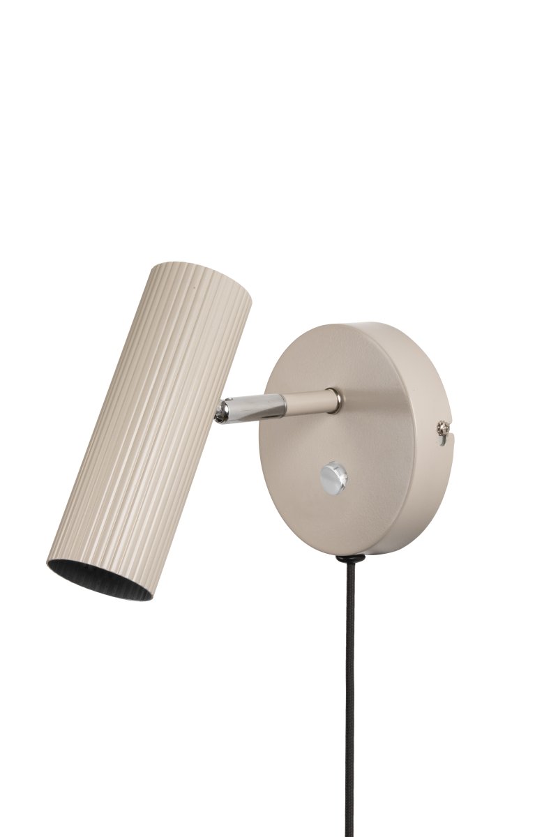 Hubble Beige lukulamppu valmistajalta Globen Lighting - Varjostinta voidaan s&auml;&auml;t&auml;&auml; pystysuunnassa ja sivusuunnassa.