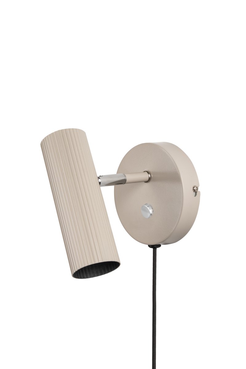 Hubble Beige lukulamppu valmistajalta Globen Lighting - Varjostinta voidaan s&auml;&auml;t&auml;&auml; pystysuunnassa ja sivusuunnassa.