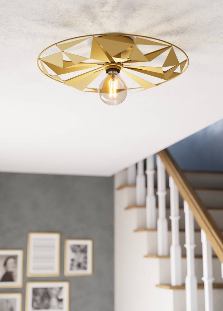 Castanuelo Ø42 Kulta plafondi valmistajalta Eglo - T&auml;ss&auml; kullanv&auml;risess&auml; metallissa olevassa sein&auml;- ja kattovalaisimessa on silmiinpist&auml;v&auml; geometrinen muotoilu, joka luo dynaamisen valon leikin ja antaa huoneelle ylellisen ilmeen.