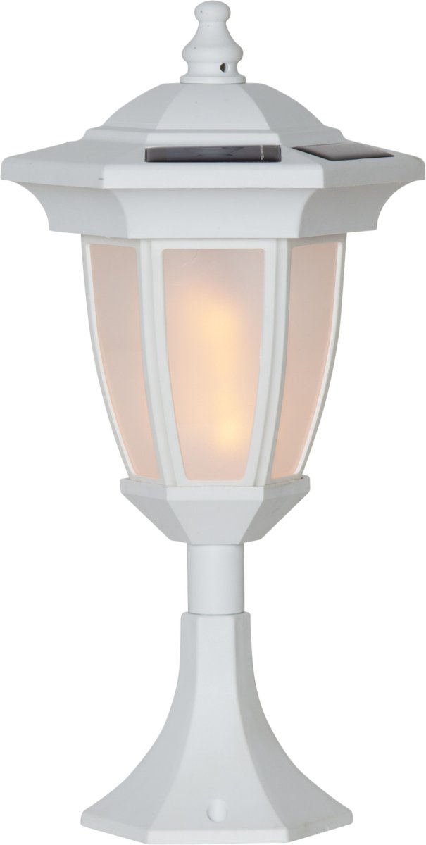 Flame Valkoinen aurinkokennolamppu valmistajalta Star Trading - 35cm, lattiakoristeena tai polkuvalona, 1 keskiosan korkeus 49cm ja 2 keskiosan korkeus 63cm.