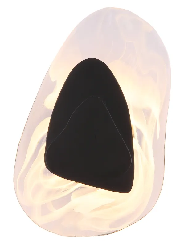 Dorsey 32cm Musta seinävalaisin valmistajalta Globo Lighting - Dorsey v&auml;gglampa f&ouml;rtrollar med sin unika molnformade design och skapar en harmonisk atmosf&auml;r i varje rum.