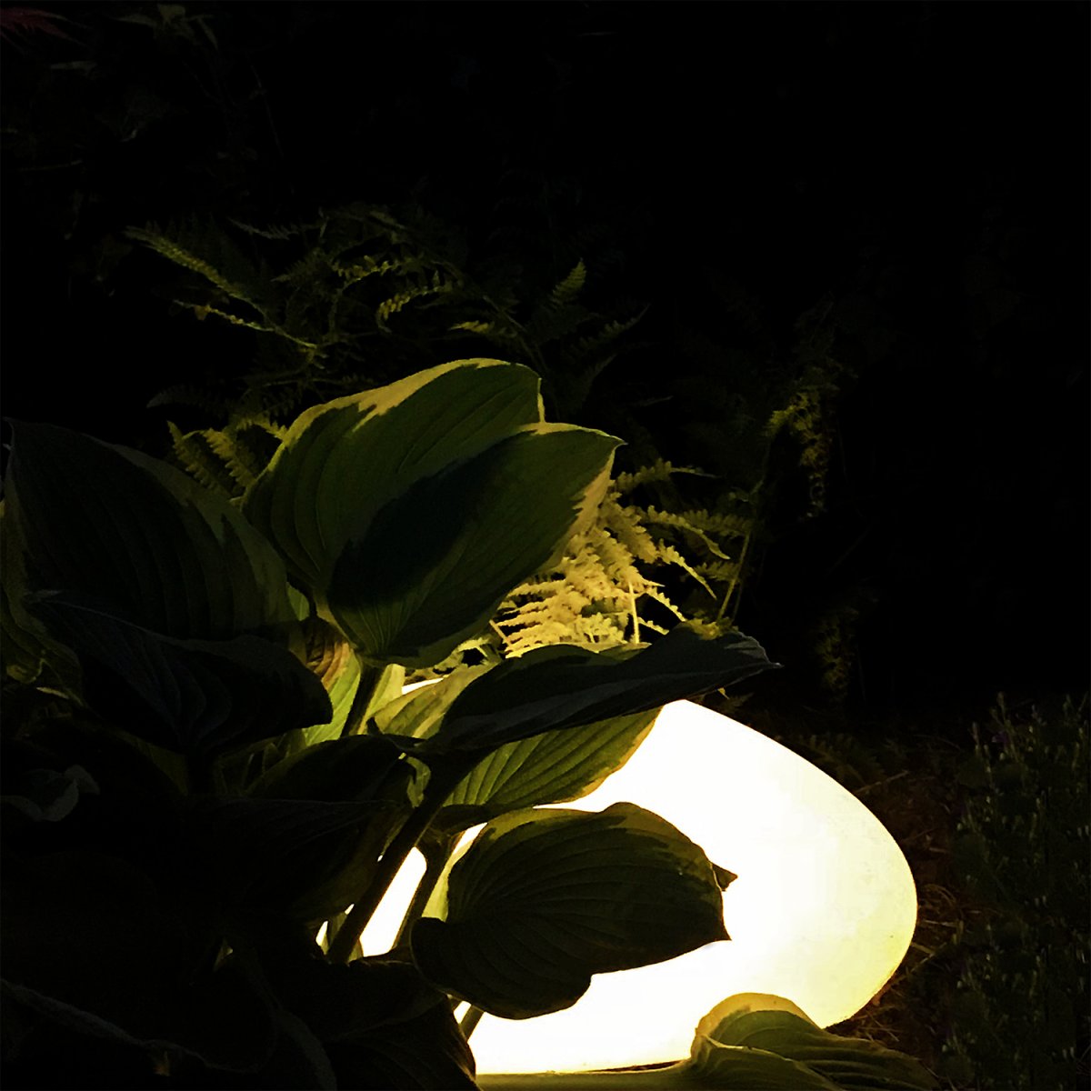 Stone XL Harmaa valmistajalta Lightson - Valaisimissa on lämmin valo ja skandinaavinen muotoilu, jotka on mukautettu pohjoisen ilmastoomme.