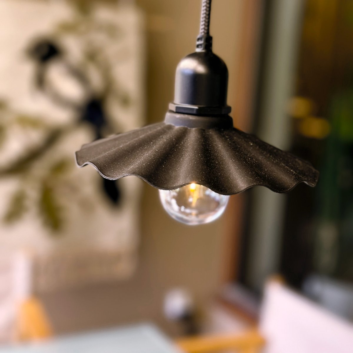Shady 10 Musta valmistajalta Lightson - Garden Plug &amp; Pelaa LightsOnilta – Joustava ja edullinen 12 voltin järjestelmä puutarhaasi, jonka voit helposti asentaa itse ja jonka voit myöhemmin rakentaa, jopa 50 metriin, jos haluat.