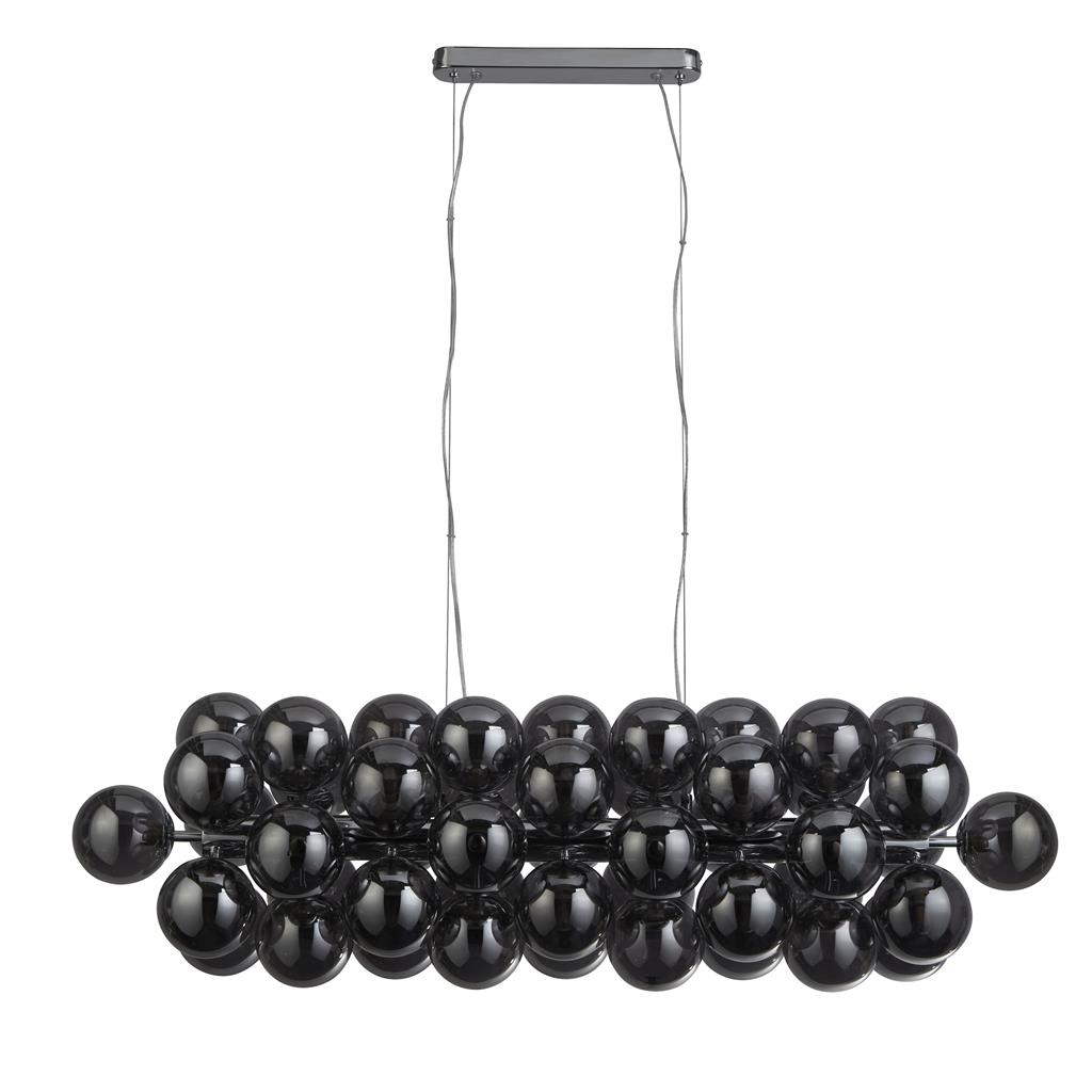 Berry 100cm Savunvärinen kattovalaisin valmistajalta Searchlight - Berry on kattovalaisin, joka vie todella paljon tilaa &ndash; Yhteensä 25 valonlähdettä, joita ympäröivät savunväriset lasikuvut modernilla ja minimalistisella tyylillä, tekevät siitä taatun katseenvangitsijan missä tahansa huoneessa.