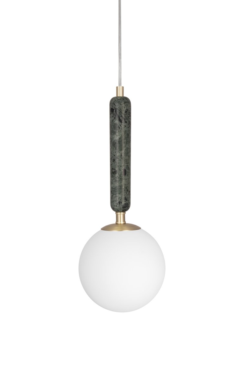 Torrano Ø15 Tummanvihreä marmori ikkunavalaisin valmistajalta Globen Lighting - Valaisimessa on 350 cm pitkä läpinäkyvä johto, jossa on virtakytkin ja pistoke.