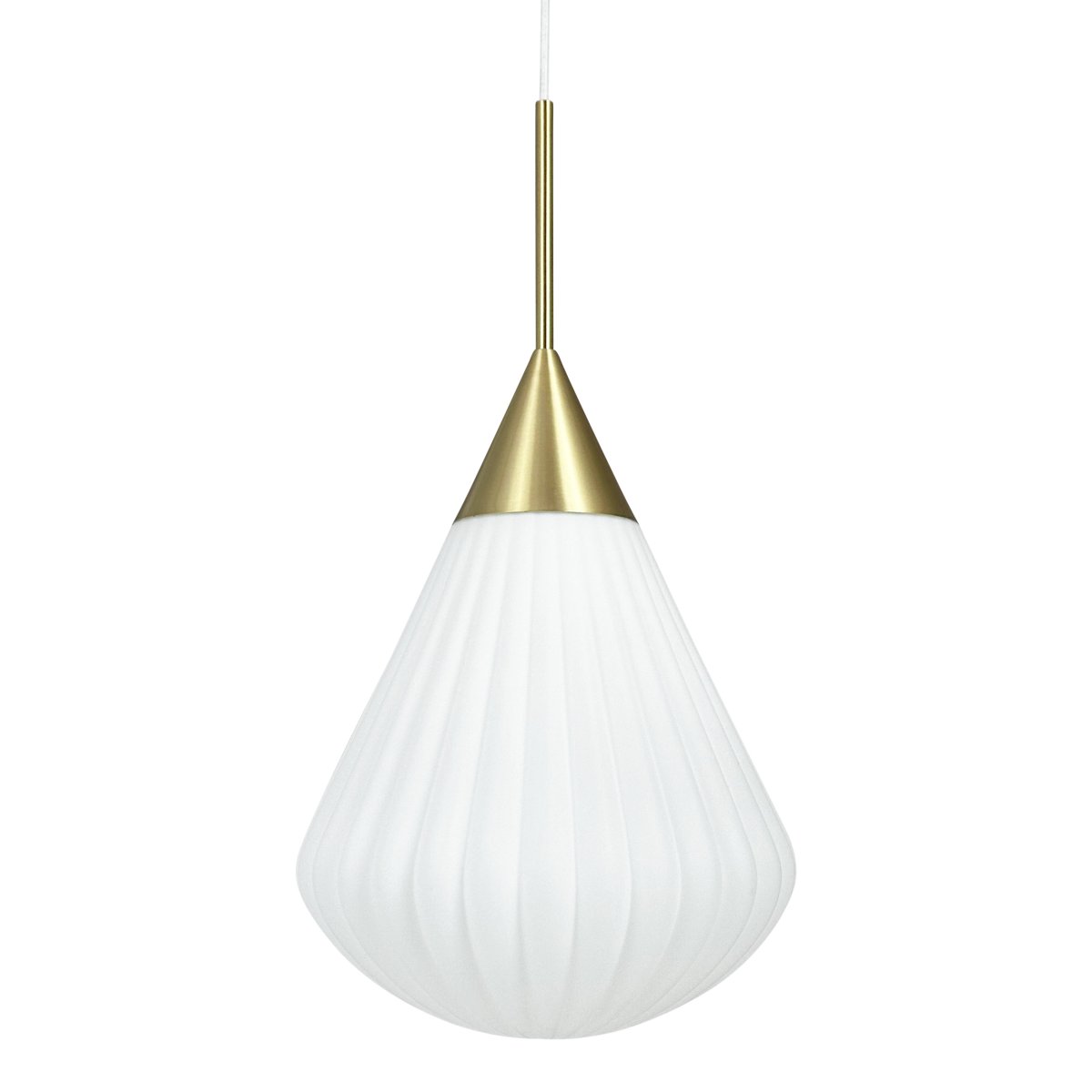 Ballon Ø33 Valkoinen kattovalaisin valmistajalta Dyberg Larsen - Med sin moderna form och stilrena material &auml;r Ballon Pendant det perfekta valet f&ouml;r den som vill f&ouml;rena ljus och elegans &ndash; en funktionell och tidl&ouml;s designklassiker.