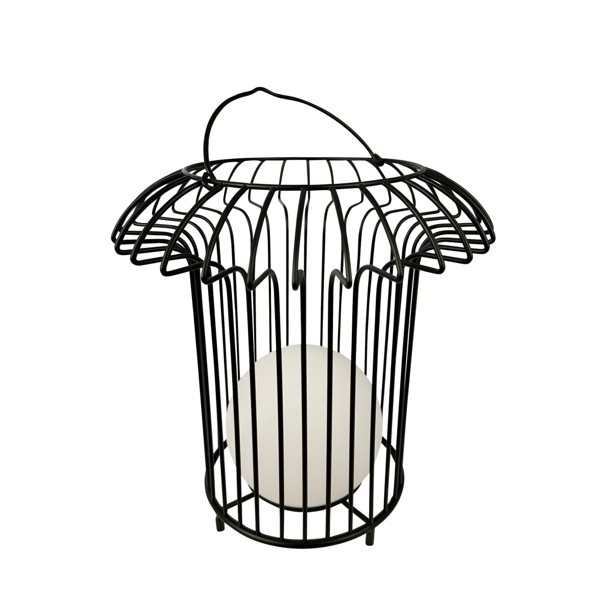 Basket 32cm Musta Siirrettävä valmistajalta Dyberg Larsen - &nbsp; Lyktan laddas enkelt med medf&ouml;ljande USB-kabel, vilket g&ouml;r att du kan njuta av dess vackra ljus &aring;ret om (adapter ing&aring;r ej).