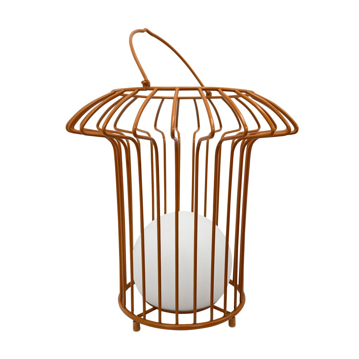 Basket 32cm Terrakotta Siirrettävä valmistajalta Dyberg Larsen - &nbsp; Lyktan laddas enkelt med medf&ouml;ljande USB-kabel, vilket g&ouml;r att du kan njuta av dess vackra ljus &aring;ret om (adapter ing&aring;r ej).