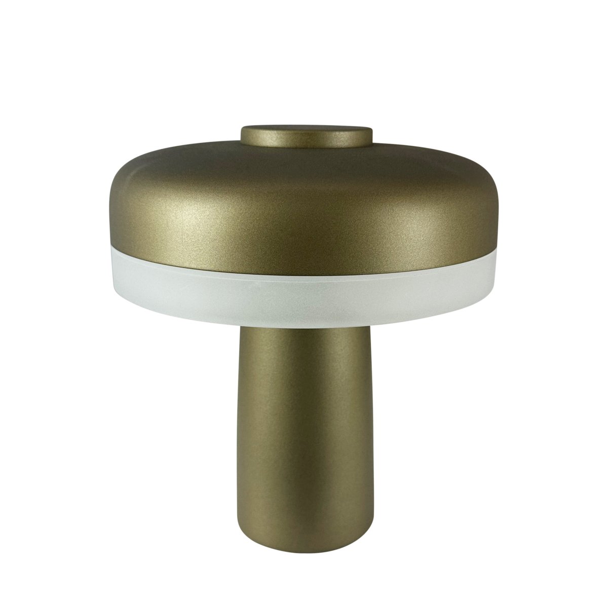 Porter 16cm Metallinvihreä Siirrettävä valmistajalta Dyberg Larsen - Porter LED-ladattava pöytävalaisin on moderni ja toimiva valaisin, jossa on ainutlaatuinen muotoilu, jossa valo tulee reunasta, mikä antaa miellyttävän ja tasaisen valon.