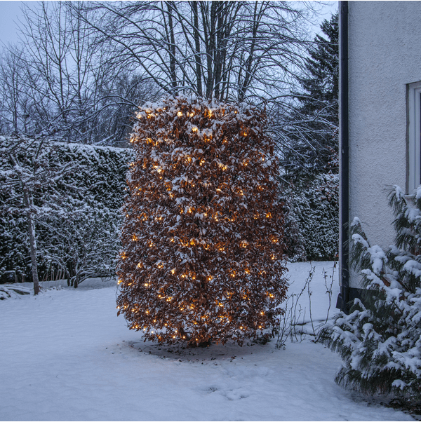 Valoverkko Shiny Warm White 3m Musta valmistajalta Star Trading - Kaulakoru, jossa on 200 LED-valopistett&auml; ja kaunis l&auml;mmin valkoinen valo.