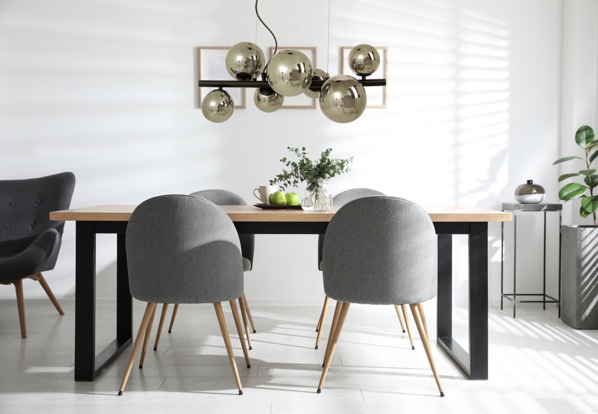 Molekyl 58cm Savun harmaa kattovalaisin valmistajalta Aneta Lighting - MOLEKYL moderni tyylikäs kattovalaisin mustaksi lakattua metallia, jossa on 7 savunväristä lasikupua kahdessa eri koossa.