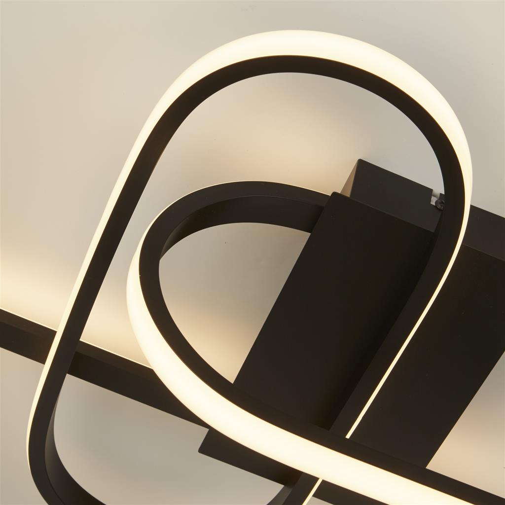 Clip 65cm Musta plafondi valmistajalta Searchlight - Clip on varustettu energiatehokkaalla LED-tekniikalla, joka käyttää jopa 75 % vähemmän energiaa ja kestää jopa 20 kertaa pidempään kuin tavalliset hehkulamput – älykäs ja kestävä valinta.