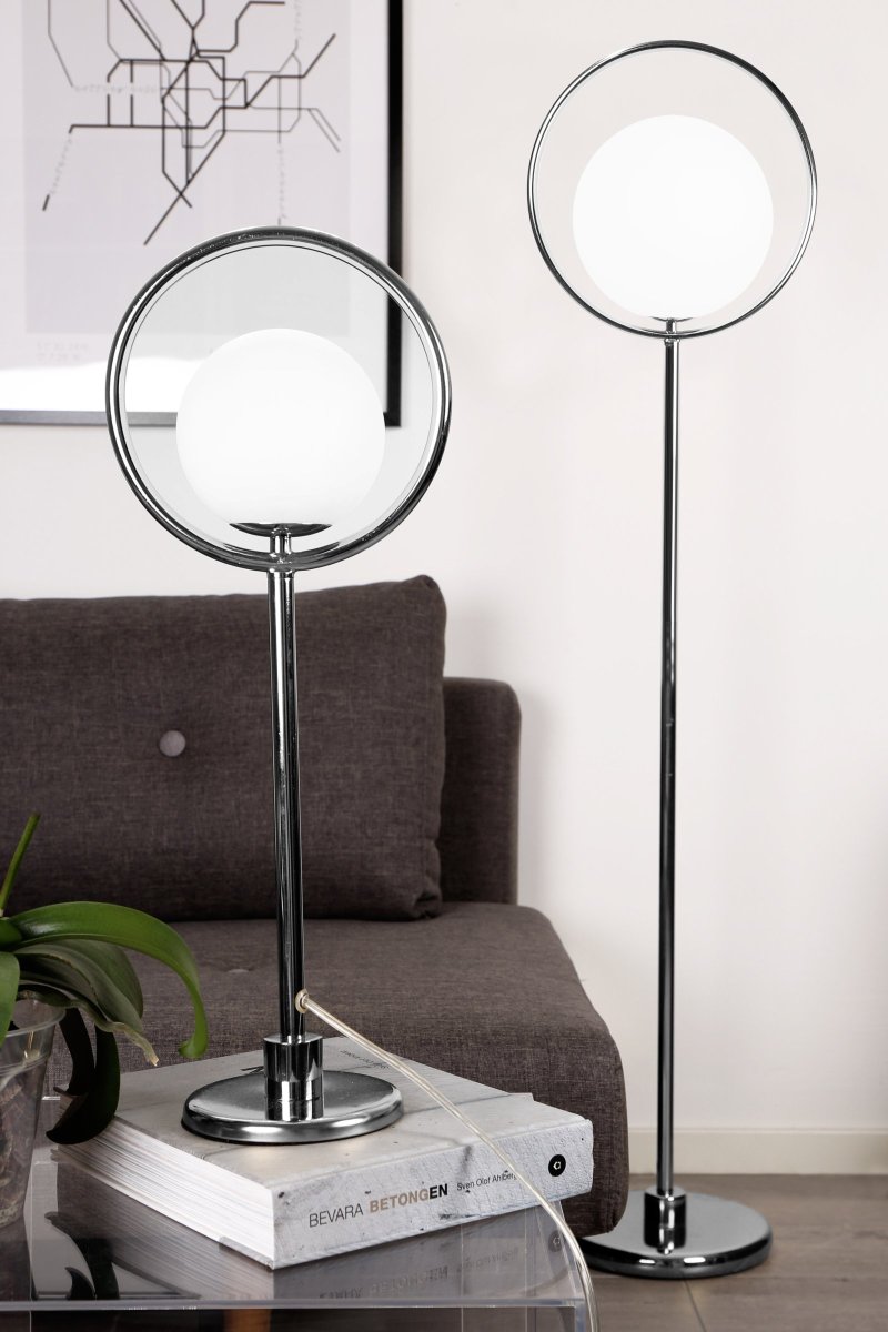 Saint 52cm Kromi pöytävalaisin valmistajalta Globen Lighting - 