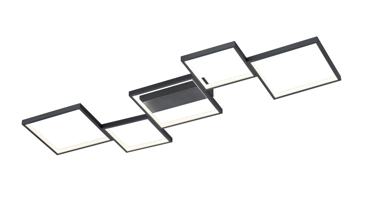 Sorrento 120cm Musta plafondi valmistajalta Trio Lighting - SORRENTO-kattovalaisin kiinnitt&auml;&auml; kaikkien huomion ep&auml;tavallisella ja modernilla muotoilullaan ja t&auml;ydent&auml;&auml; mit&auml; tahansa modernia asuintilaa, olipa se p&auml;&auml;ll&auml; tai pois p&auml;&auml;lt&auml;.
