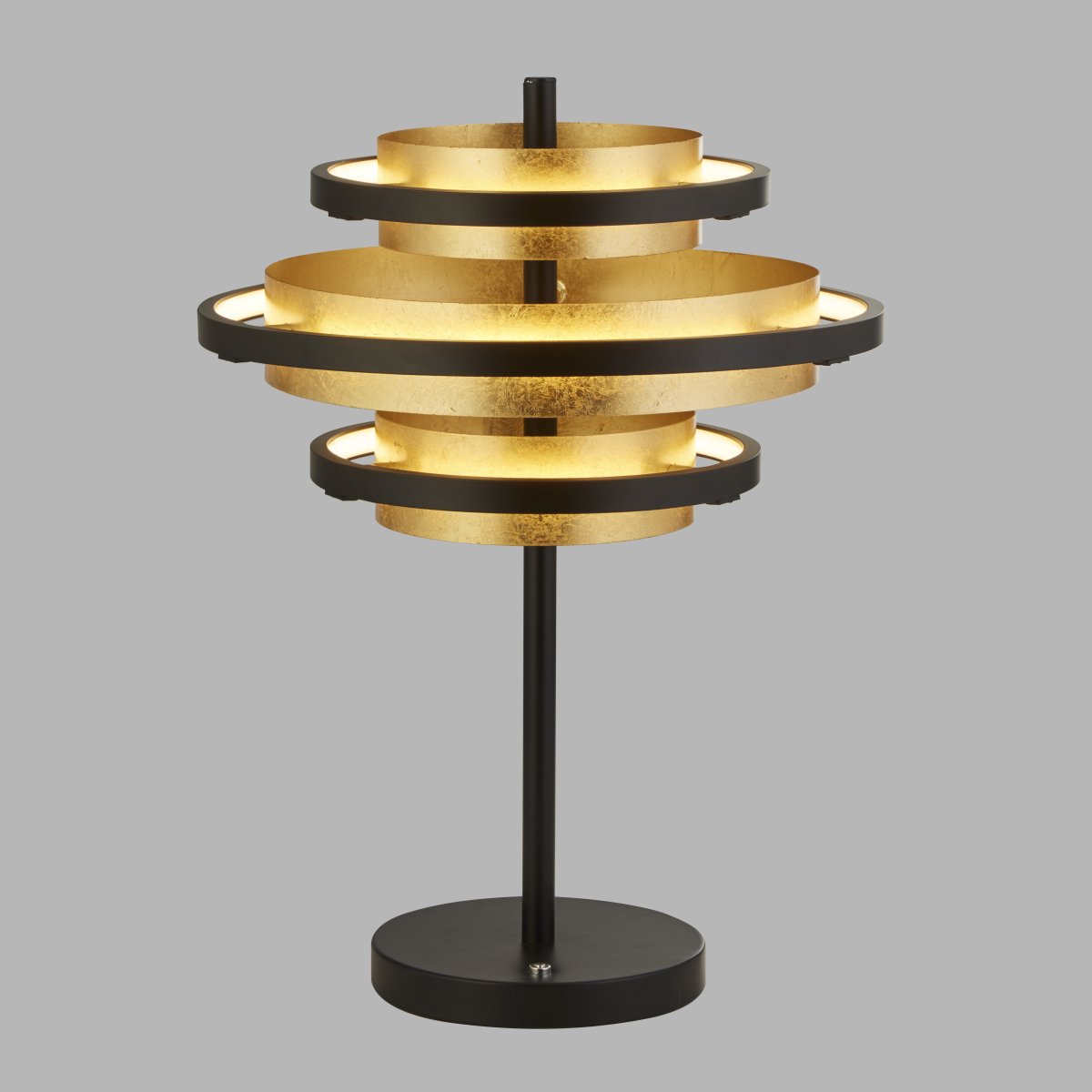 Hive 44cm Matta musta pöytävalaisin valmistajalta Searchlight - Geometrinen ympyr&auml;muotoilu yhdistettyn&auml; kultaan ja mustaan metalliin luo futuristisen ja elegantin tunnelman.