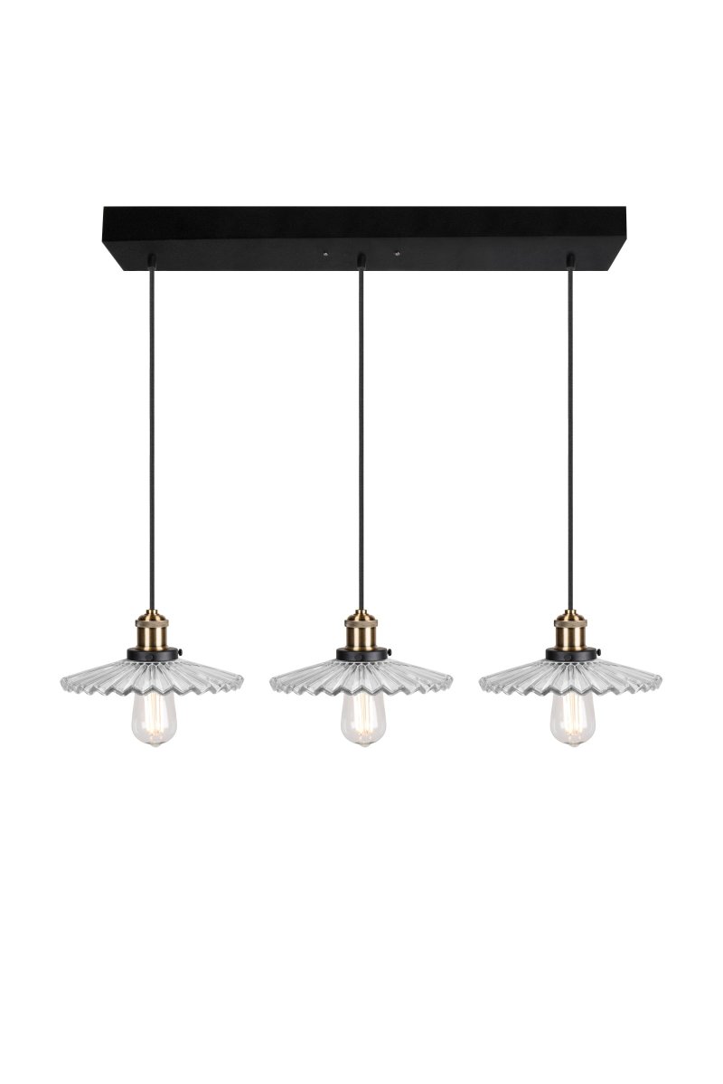 Cobbler 90cm Selkeä kattovalaisin valmistajalta Globen Lighting - Valaisimessa on kolme 120 cm pitkää mustaa tekstiilikaapelia, joiden korkeus on säädettävissä, sekä kattokuppi mustasta metallista.