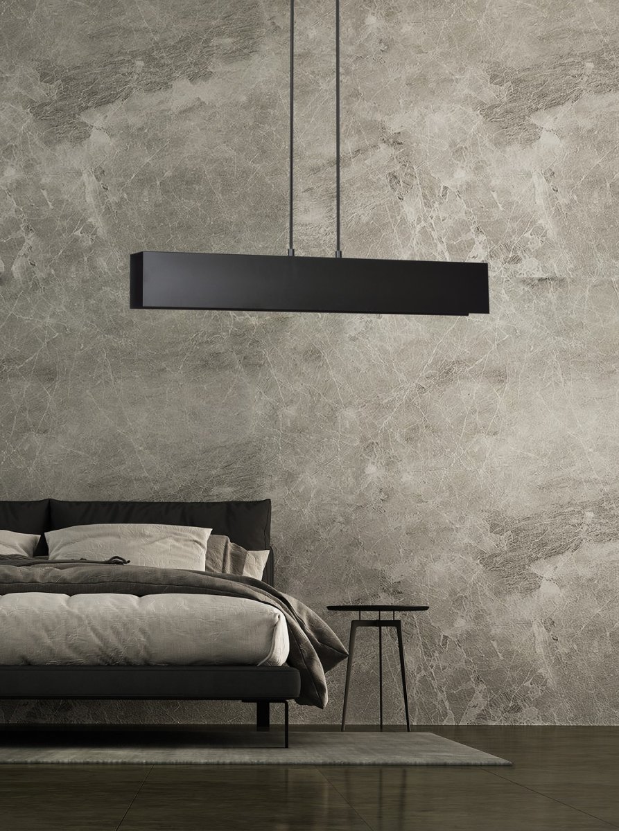 Gentor 72cm Musta kattovalaisin valmistajalta Emibig Lighting - Gentor on minimalistinen kattovalaisin, jonka muoto on pehme&auml; ja geometrinen &ndash; Erinomainen valinta niille, jotka arvostavat yksinkertaista muotoilua, mutta haluavat samalla luoda ainutlaatuisen sisustuksen.