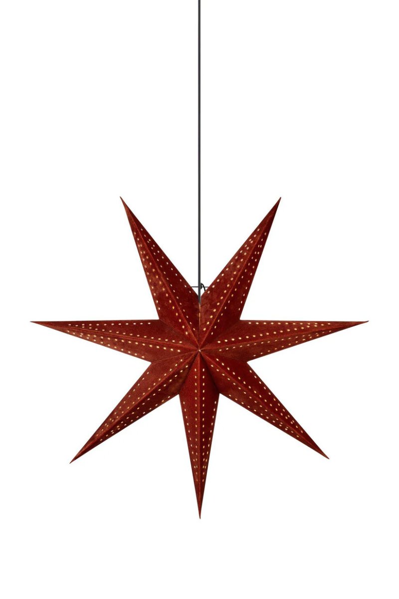Embla Ø75 Ruskea valmistajalta Markslöjd - Embla Velvet Star Brown 75 cm on dramaattinen ja tyylikäs paperitähti, jonka pinta on ruskeaa samettia.