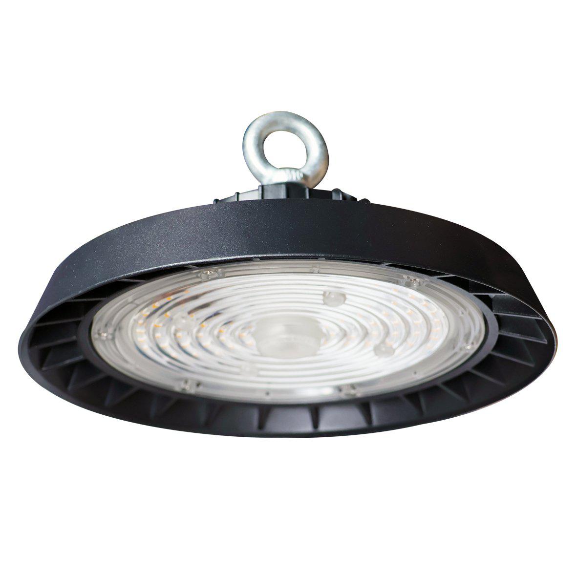 Highy High Bay 100W 4000K Musta valmistajalta Designlight - Highy tarjoaa edullisen vaihtoehdon suurempien alueiden yleisvalaistukseen tinkimättä valonlaadusta.