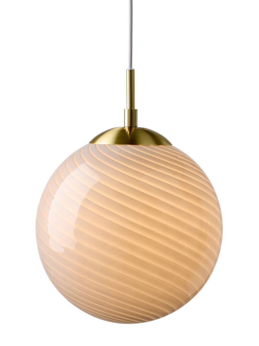 Candy Ball Ø30 Harmaa kattovalaisin valmistajalta Halo Design - Koska lasi on suupuhallettua, jokaisella lampulla on oma luonteensa.