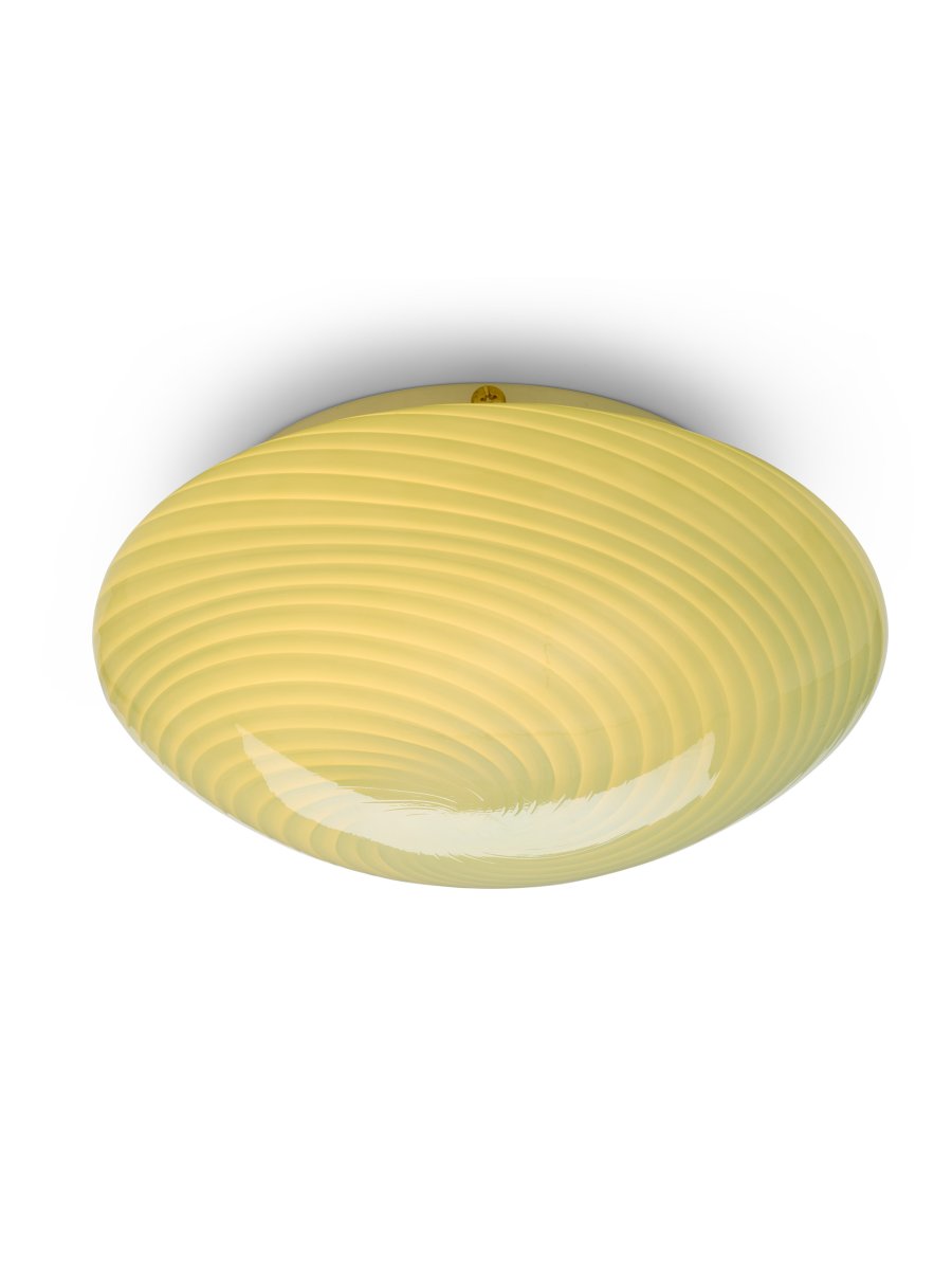 Candy Ø30 Vihreä plafondi valmistajalta Halo Design - Koska lasi on suupuhallettua, jokainen valaisin on täysin ainutlaatuinen ja sillä on oma luonteensa.