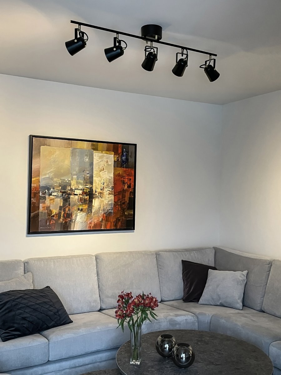 Metz 5 Musta kohdevalaisin valmistajalta Aneta Lighting - 