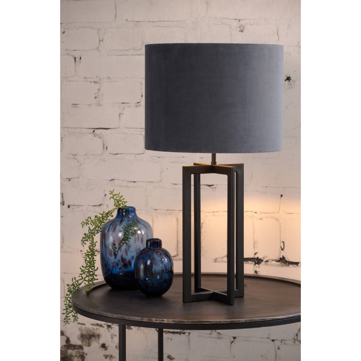 Mace 46cm Musta lampunjalka valmistajalta Light & Living - 