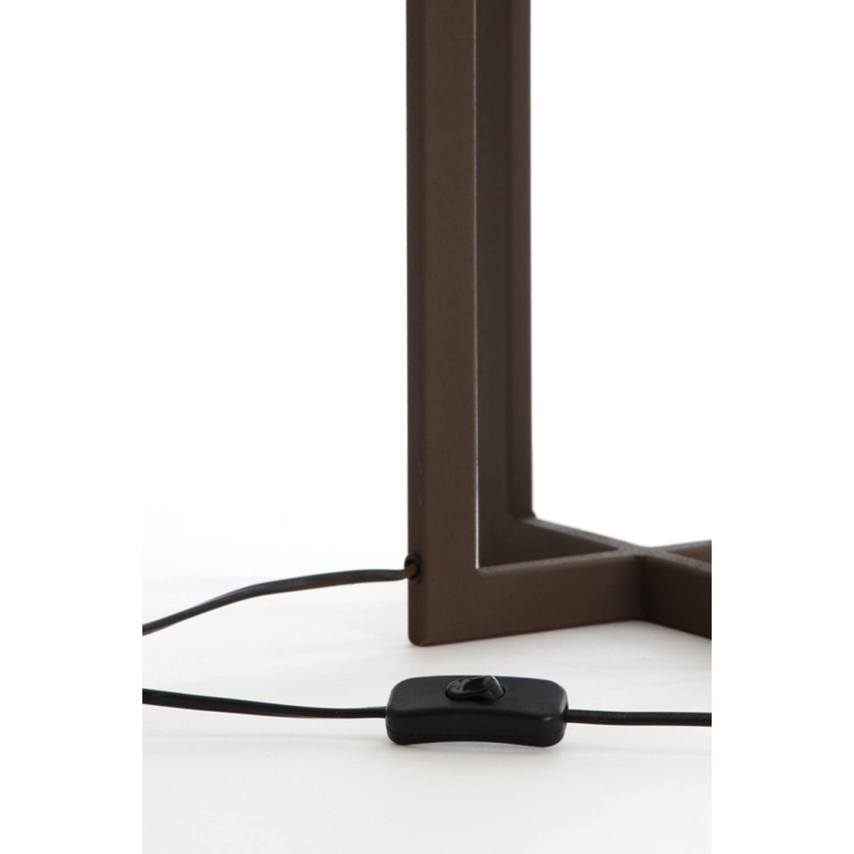 Mace 46cm Ruskea lampunjalka valmistajalta Light & Living - 