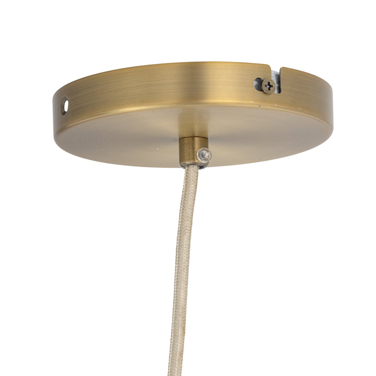 Sille Ø60 Luonto kattovalaisin valmistajalta Bloomingville - Pehme&auml;ll&auml; ilmeell&auml;&auml;n ja maanl&auml;heisell&auml; materiaalillaan Sille tuo huoneeseen sek&auml; l&auml;mp&ouml;&auml; ett&auml; tekstuuria - tyylik&auml;s riippuvalaisin niille, jotka haluavat luoda harmonisen ja kutsuvan tunnelman.