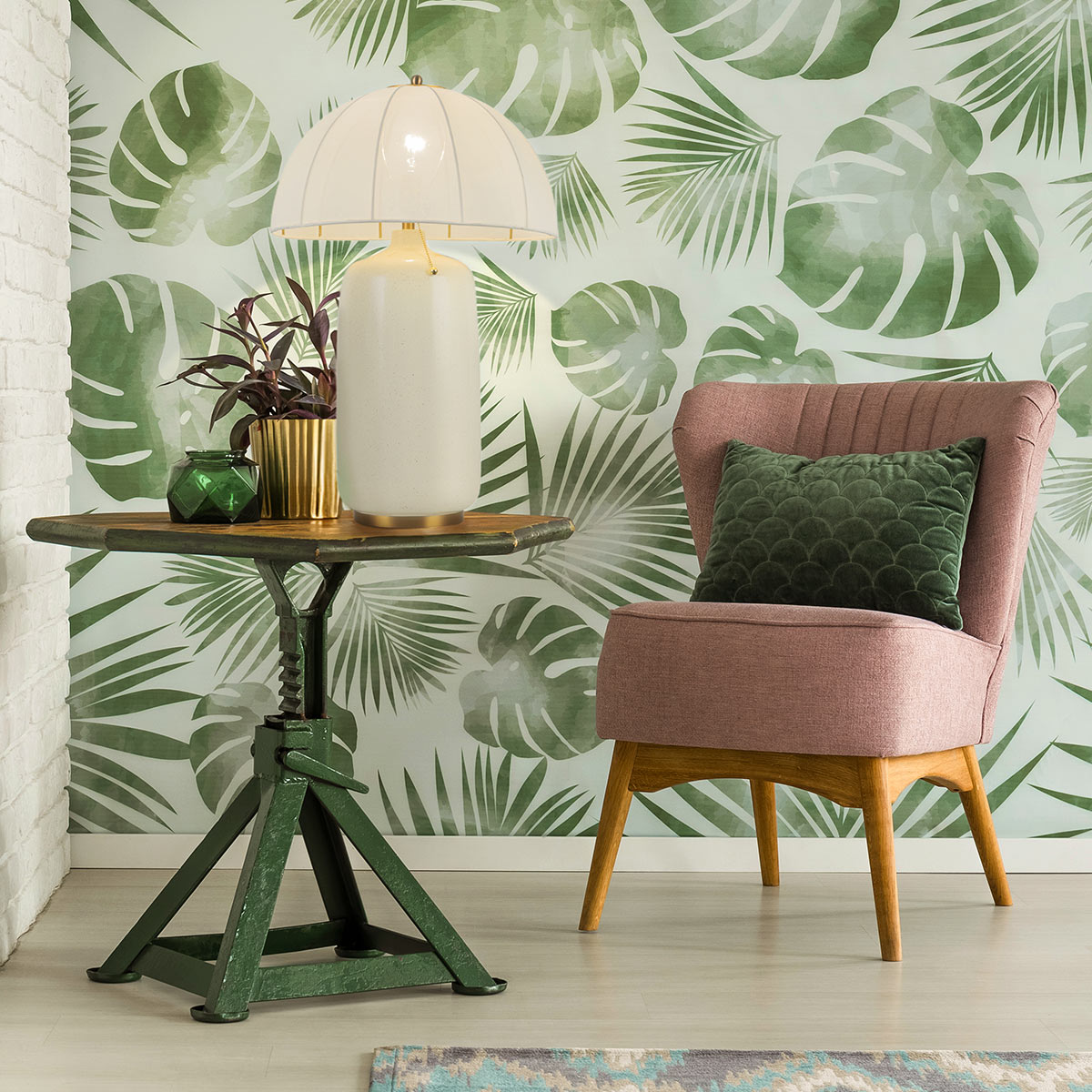 Crosby 70cm Kermanvalkoinen pöytävalaisin valmistajalta Elstead Lighting - Muotoilu on saanut inspiraationsa klassisista aurinkovarjoista, ja sit&auml; t&auml;ydent&auml;&auml; ohuesta ja kevyest&auml; kankaasta valmistettu holvivarjostin.