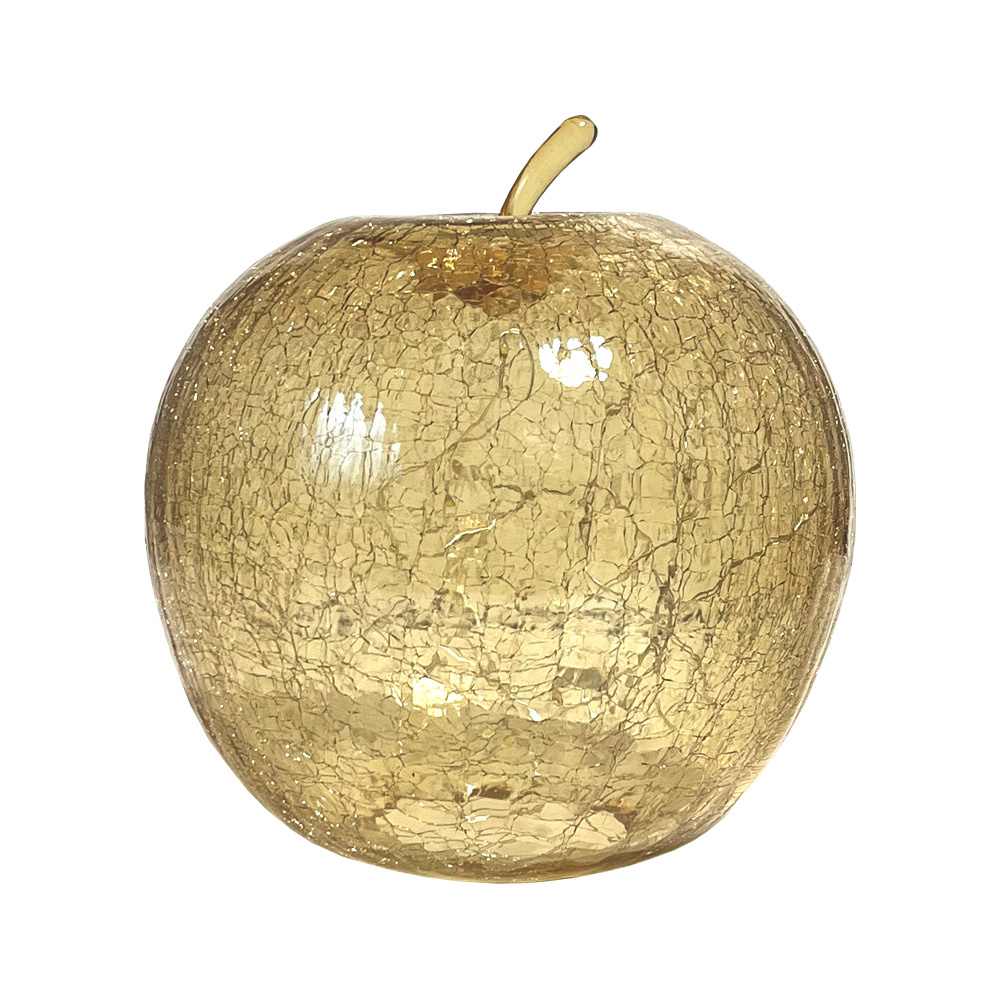 Äpple 22cm Beige pöytävalaisin valmistajalta Pixie Design - Valaisin on IP20-luokiteltu ja sopii sis&auml;k&auml;ytt&ouml;&ouml;n, ja adapteri sis&auml;ltyy toimitukseen.