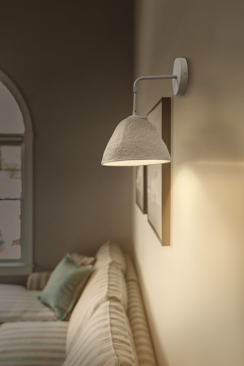 Camel Bell 22cm Valkoinen seinävalaisin valmistajalta Ledvance - 