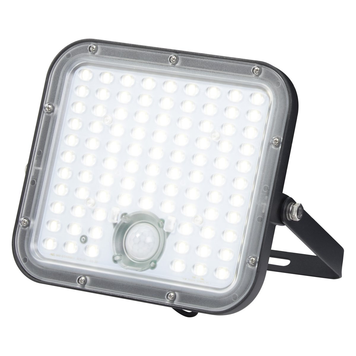 Flood Sensor 30W Musta aurinkokennolamppu valmistajalta Osram - Sis&auml;&auml;nrakennettu PIR-liiketunnistin ja p&auml;iv&auml;nvalotunnistin syttyv&auml;t automaattisesti, kun pime&auml;ss&auml; on liikett&auml;, mik&auml; takaa sek&auml; turvallisuuden ett&auml; energiatehokkuuden.