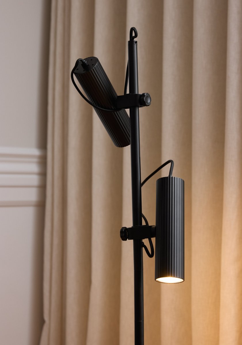 Drums Musta lattiavalaisin valmistajalta Ledvance - 