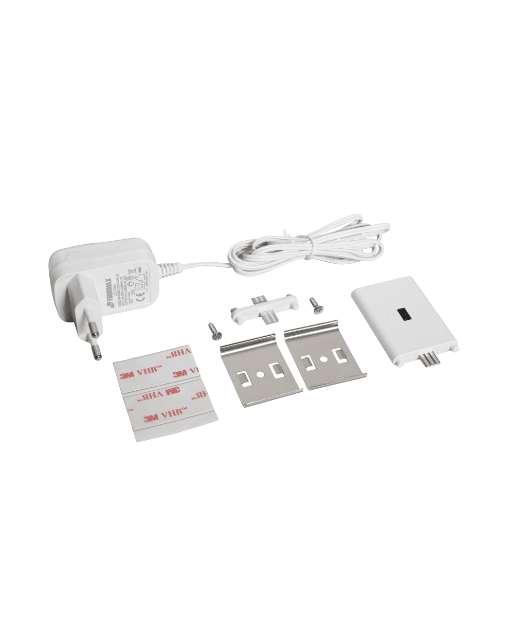 Slim Sensor 55cm Valkoinen valmistajalta Ledvance - Siin&auml; on tasainen valon jakautuminen ja se l&auml;hett&auml;&auml; l&auml;mpim&auml;n valkoista valoa; 810lm.