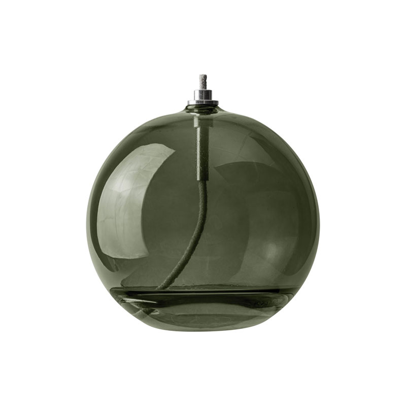 Öljylamppu Aura Suuri Tummanvihreä valmistajalta Mette Ditmer - Perfekt p&aring; ett bord, en byr&aring; eller en f&ouml;nsterbr&auml;da.